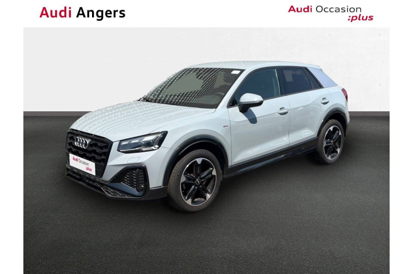 AUDI Q2 S line